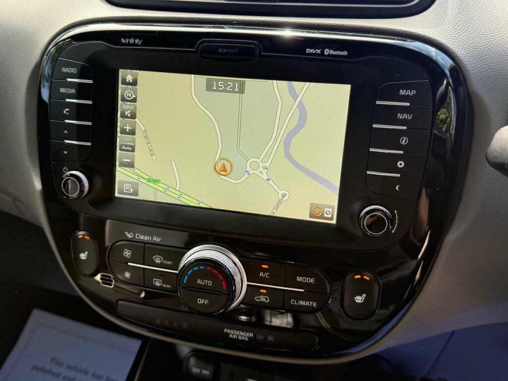 Kia Soul 1.6 Crdi Connect Black #25