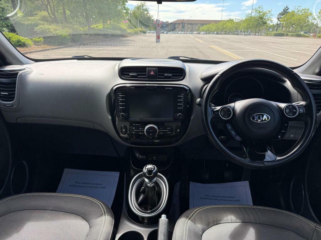 Kia Soul 1.6 Crdi Connect Black #32