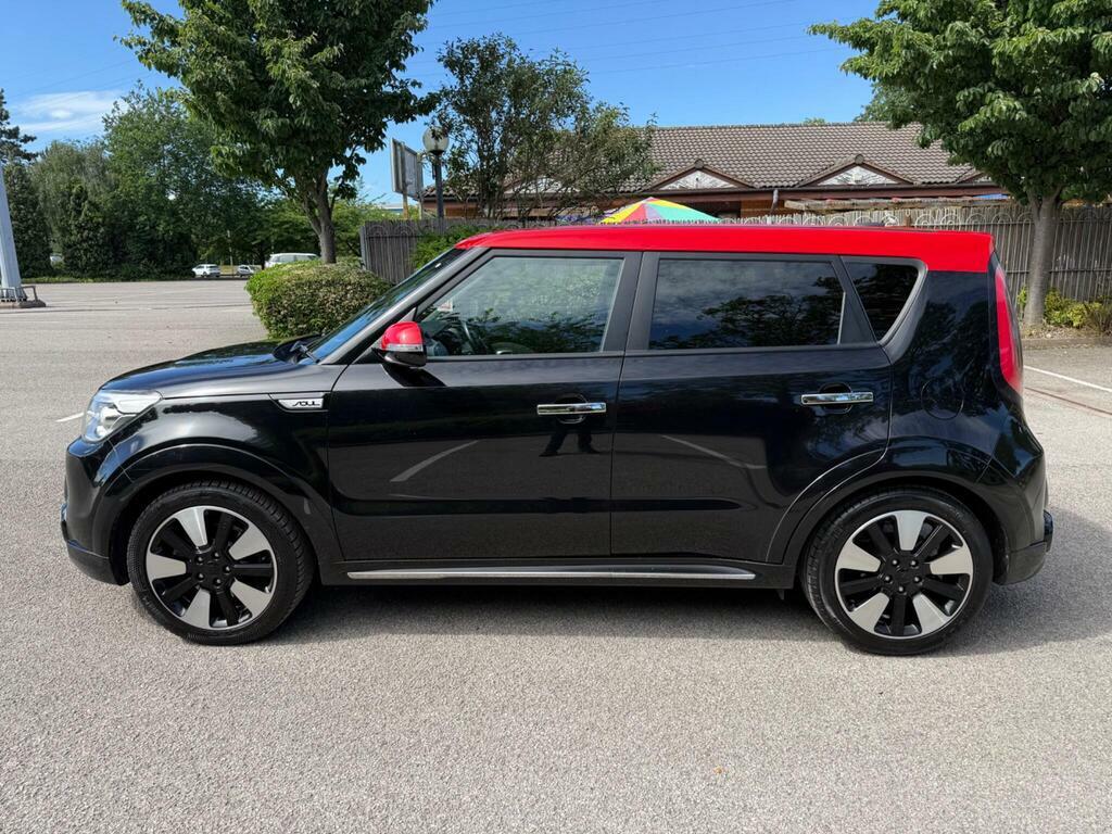 Kia Soul 1.6 Crdi Connect Black #9