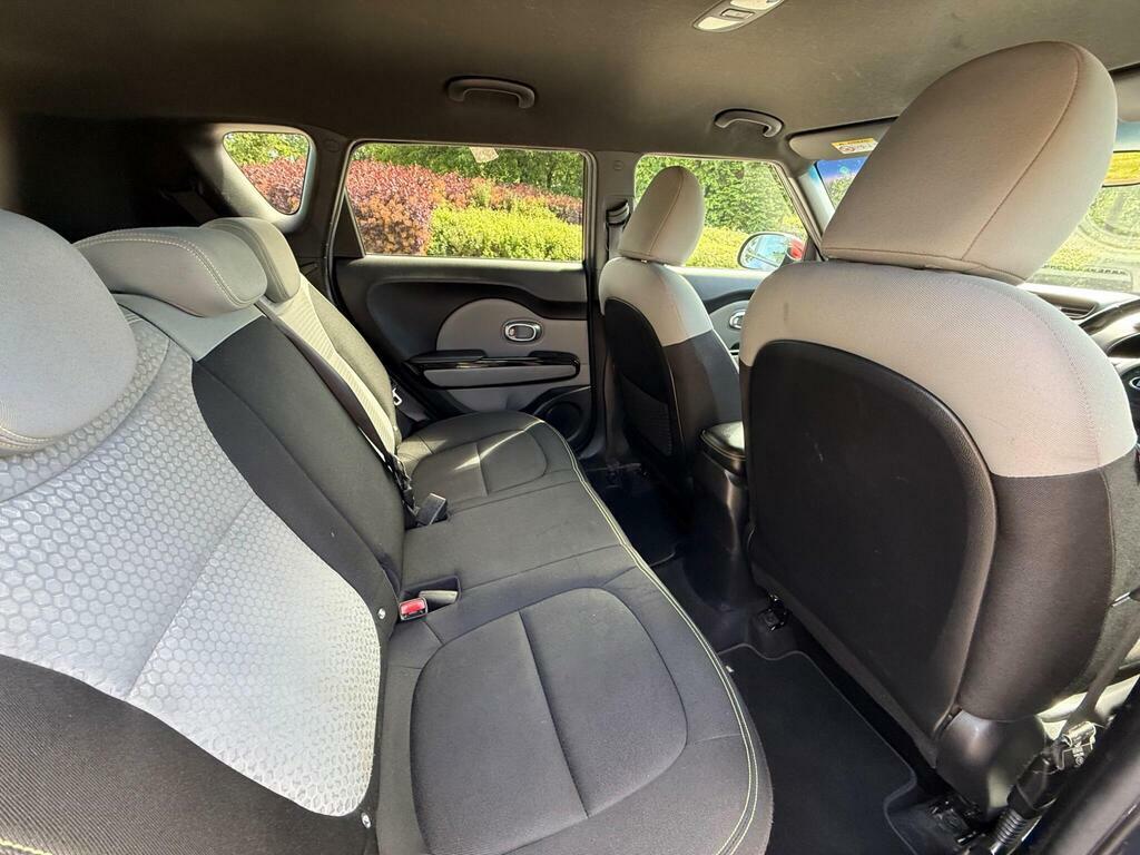Kia Soul 1.6 Crdi Connect Black #17