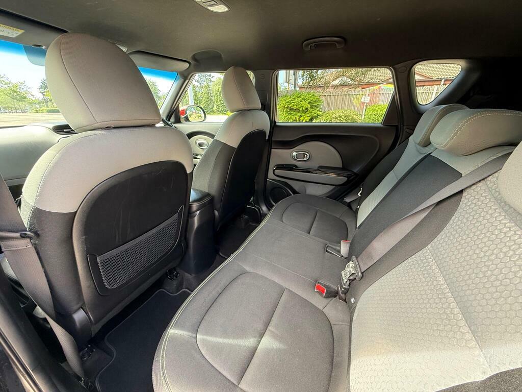 Kia Soul 1.6 Crdi Connect Black #18