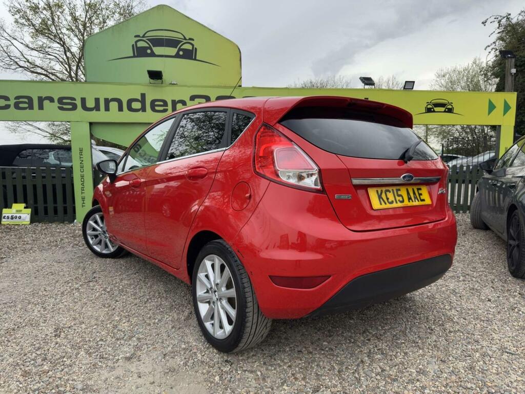 Ford Fiesta 1.0T Ecoboost Titanium Euro 6 Ss KC15AAE Red #4