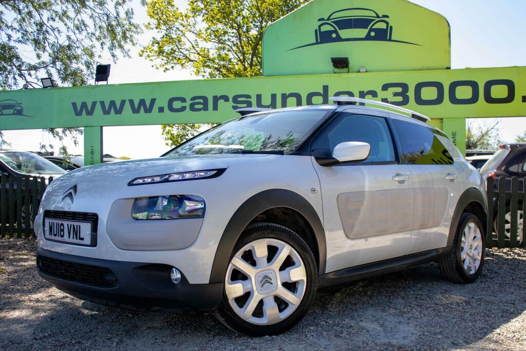 Citroen C4 Cactus 1.2 Puretech W Euro 6 Ss WU18VNL White #3