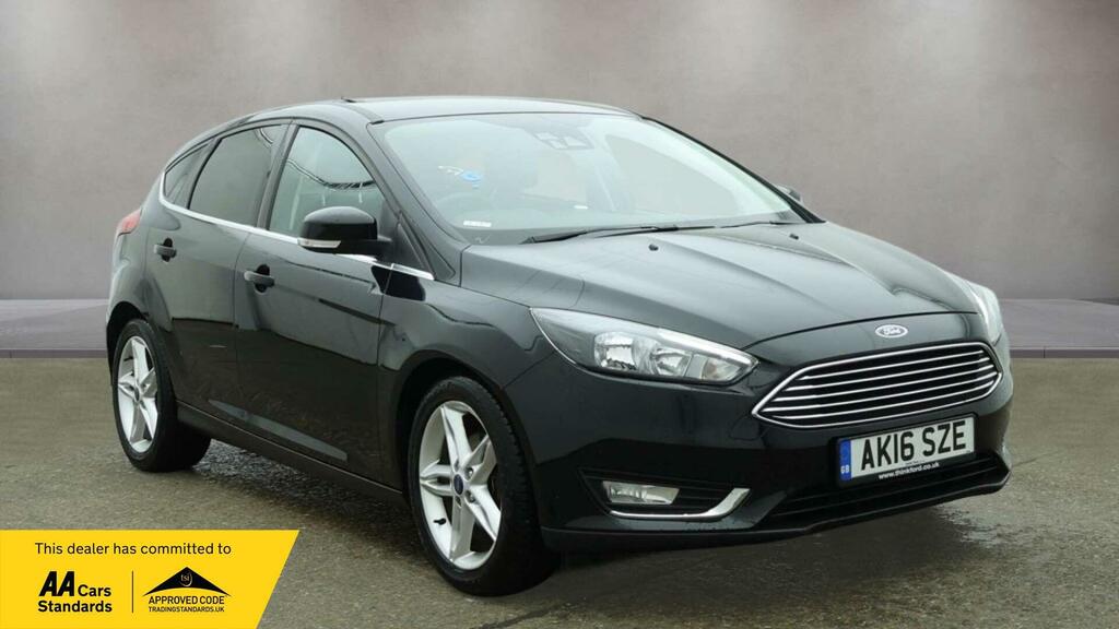 Ford Focus 1.0T Ecoboost Titanium Euro 6 Ss Black