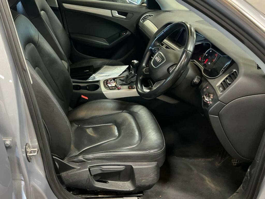 Audi A4 Avant 2.0 Tdi Se Technik Euro 5 Ss Silver #3