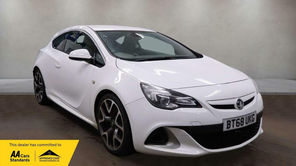 Vauxhall Astra GTC 2.0T Vxr Euro 6 Ss White