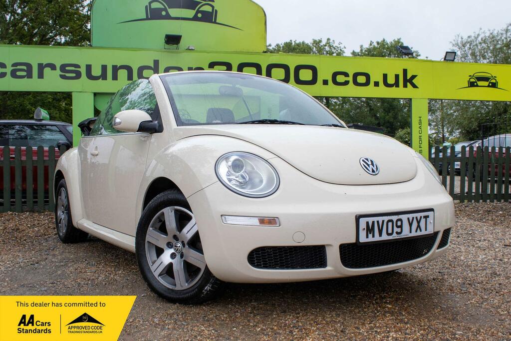 Volkswagen Beetle 1.6 Cabriolet Euro 4 Beige