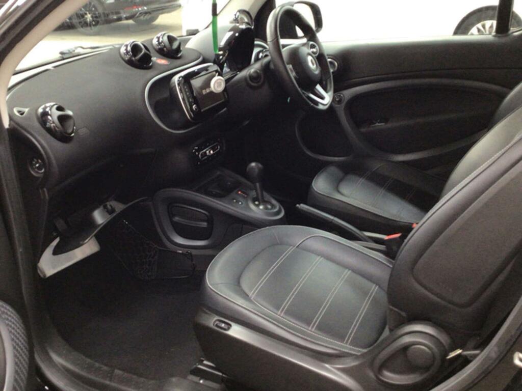 Smart Fortwo Cabrio 17.6Kwh Prime Premium Cabriolet 22Kw C Black #4