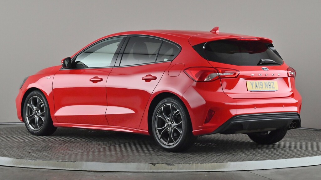 Ford Focus 1.0 Ecoboost 125 St-line Nav YA19NBZ Red #4