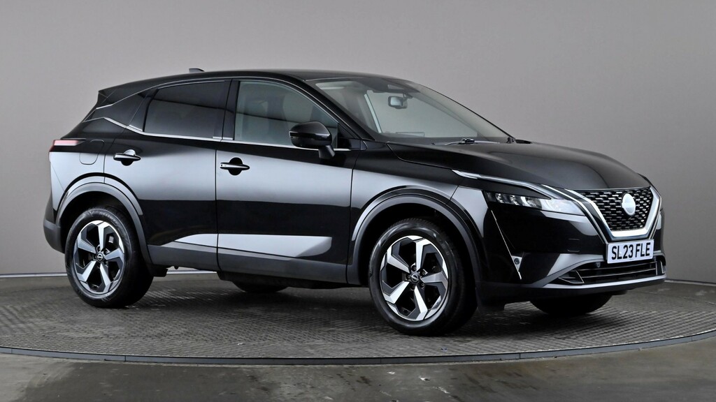 Nissan Qashqai 1.3 Dig-t Mh N-connecta Black