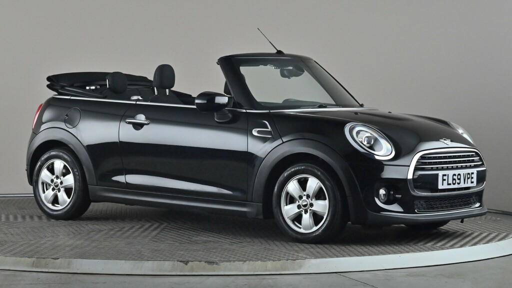Mini Convertible 1.5 Cooper Classic II Nav Pack Black