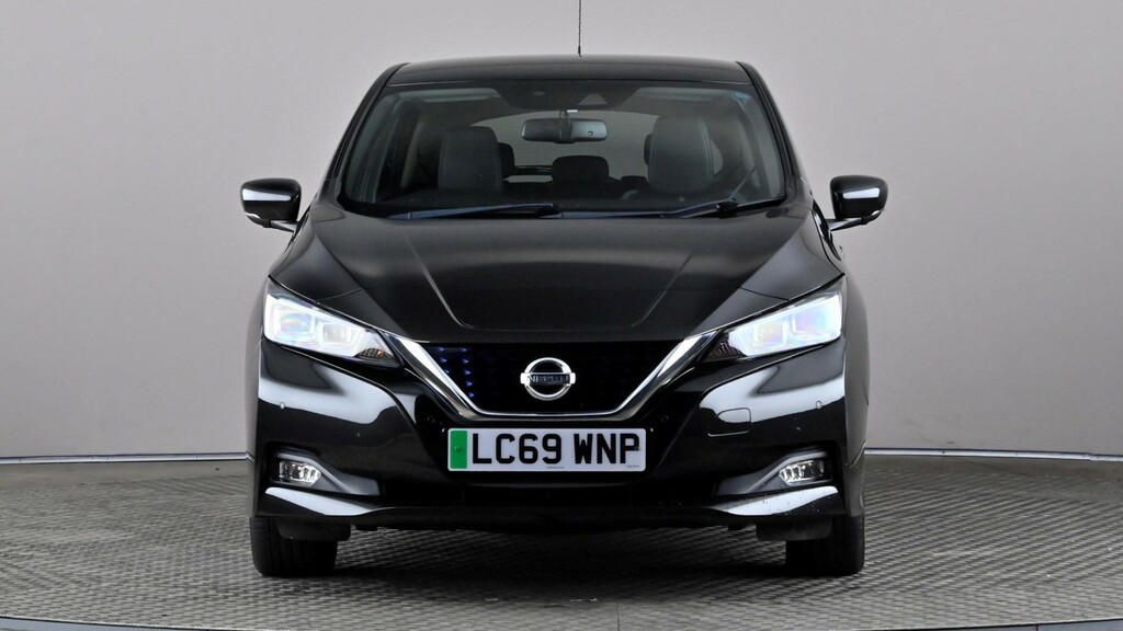 Nissan Leaf 110Kw Tekna 40Kwh LC69WNP Black #2