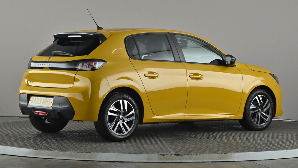 Peugeot 208 1.2 Puretech Active Premium BA23NHT Yellow #6