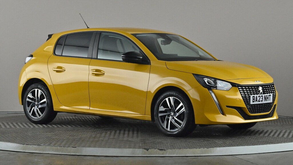 Peugeot 208 1.2 Puretech Active Premium Yellow