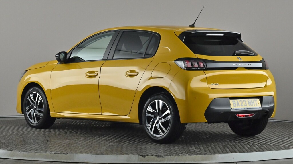 Peugeot 208 1.2 Puretech Active Premium BA23NHT Yellow #4