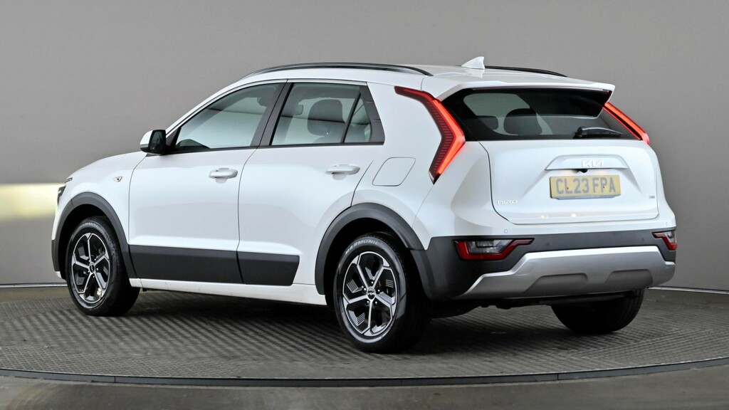 Kia Niro 1.6 Gdi Hybrid 2 Dct CL23FPA White #4