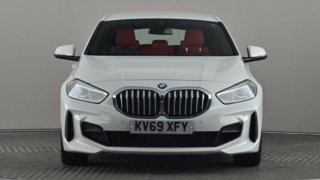BMW 1 Series 118I M Sport Step KV69XFY White #2