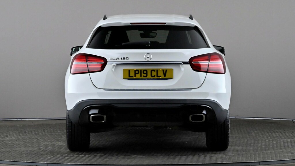 Mercedes-Benz GLA Class Gla 180 Urban Edition LP19CLV White #5