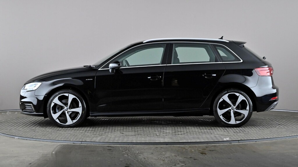 Audi A3 1.4 Tfsi E-tron S Tronic Black #3