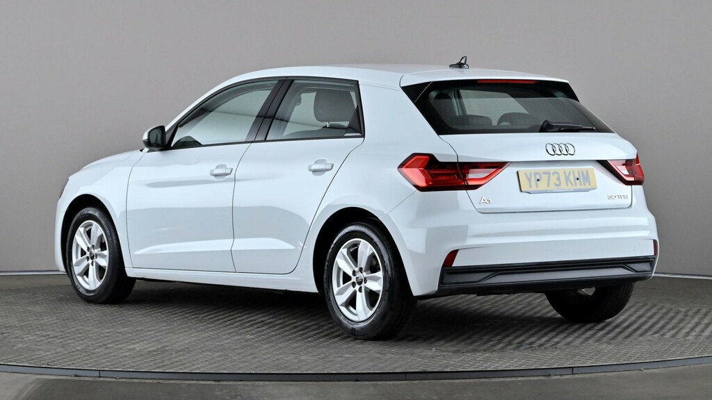Audi A1 30 Tfsi 110 Technik S Tronic YP73KHM White #4