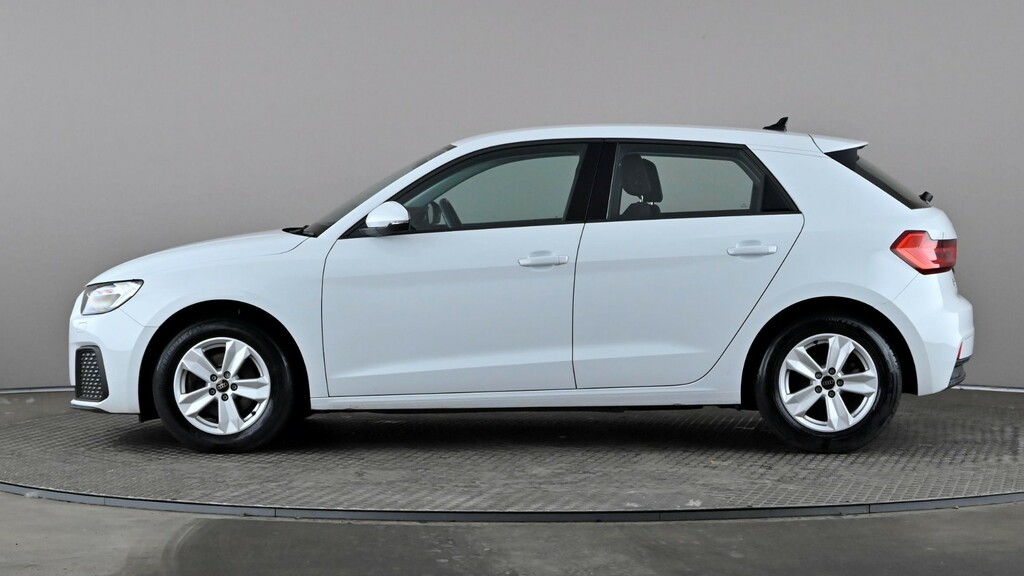 Audi A1 30 Tfsi 110 Technik S Tronic YP73KHM White #3
