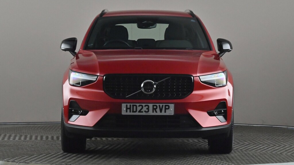 Volvo XC40 2.0 B3p Plus Dark HD23RVP Red #2