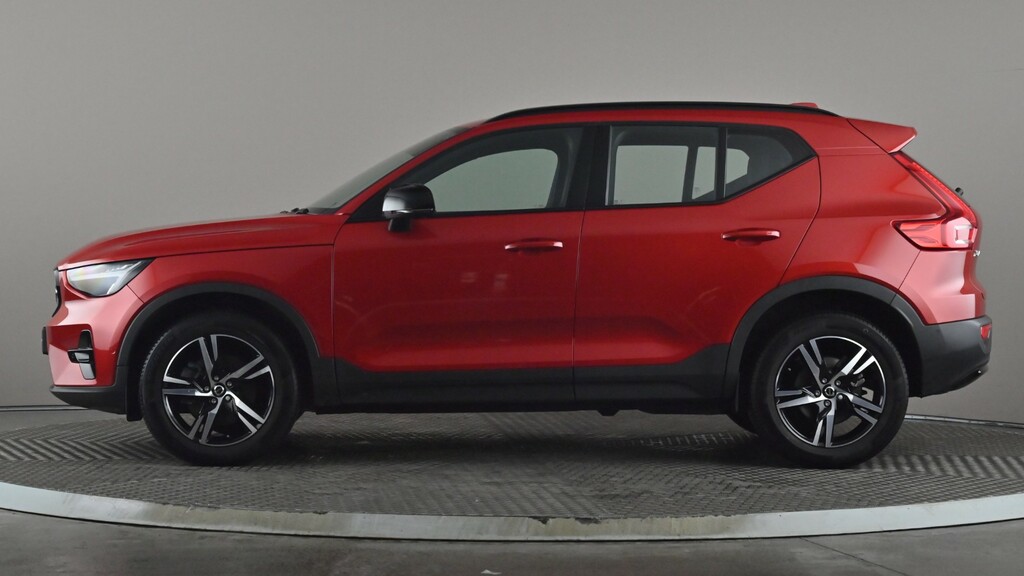 Volvo XC40 2.0 B3p Plus Dark HD23RVP Red #3