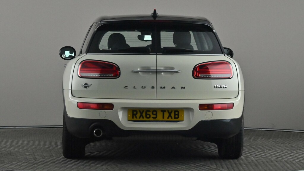 Mini Clubman 1.5 Cooper Classic 6Dr RX69TXB White #5