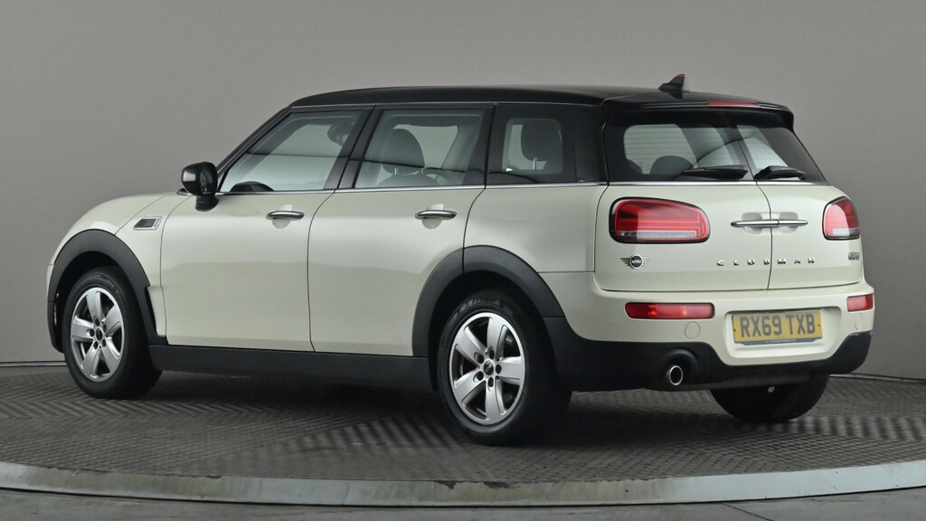Mini Clubman 1.5 Cooper Classic 6Dr RX69TXB White #4