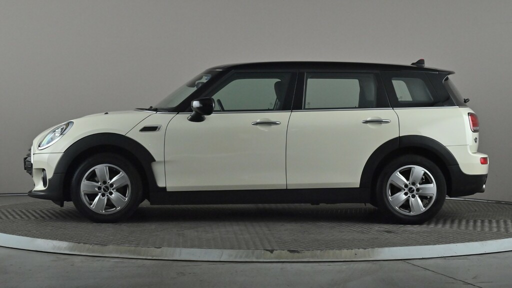 Mini Clubman 1.5 Cooper Classic 6Dr RX69TXB White #3
