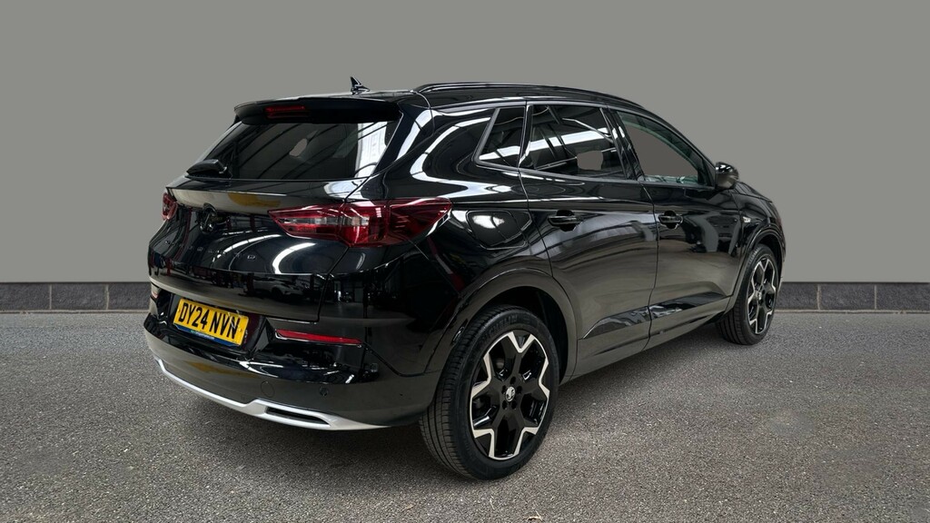 Vauxhall Grandland 1.5 Turbo D Ultimate Black #6