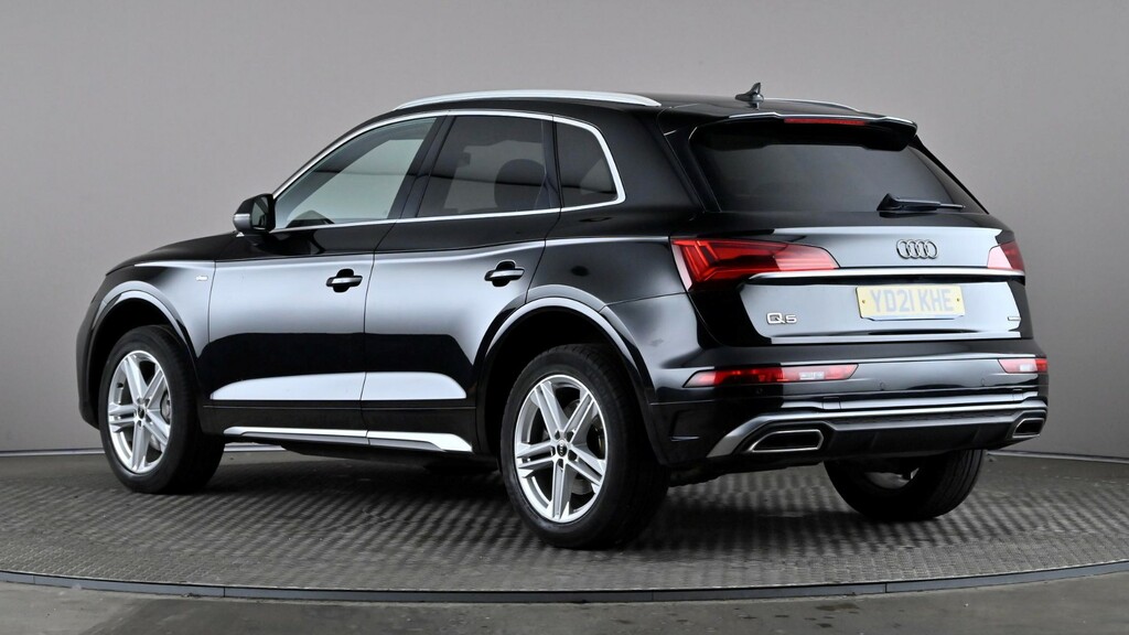 Audi Q5 45 Tfsi Quattro S Line S Tronic YD21KHE Black #4