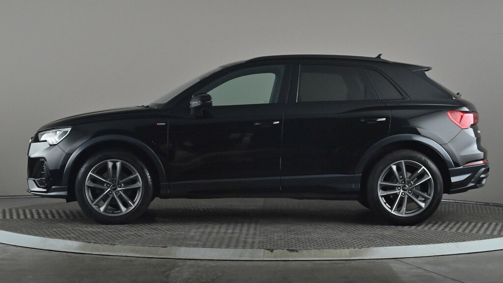 Audi Q3 35 Tfsi Black Edition WU22KVJ Black #3