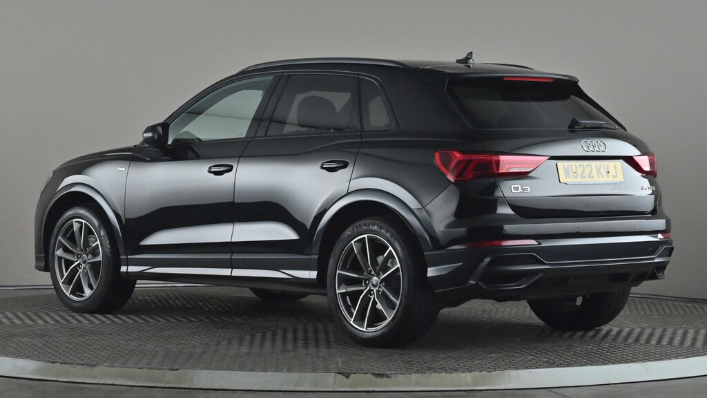 Audi Q3 35 Tfsi Black Edition WU22KVJ Black #4
