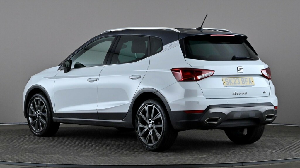 Seat Arona 1.0 Tsi 110 Fr Edition SK23BFA White #4