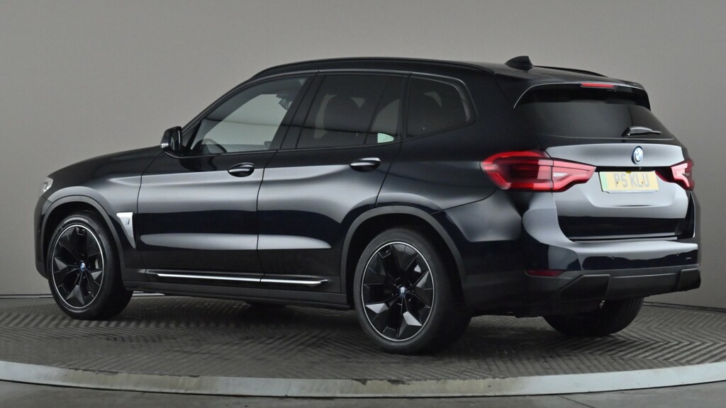 BMW iX3 210Kw Premier Edition 80Kwh P5KLU Black #4