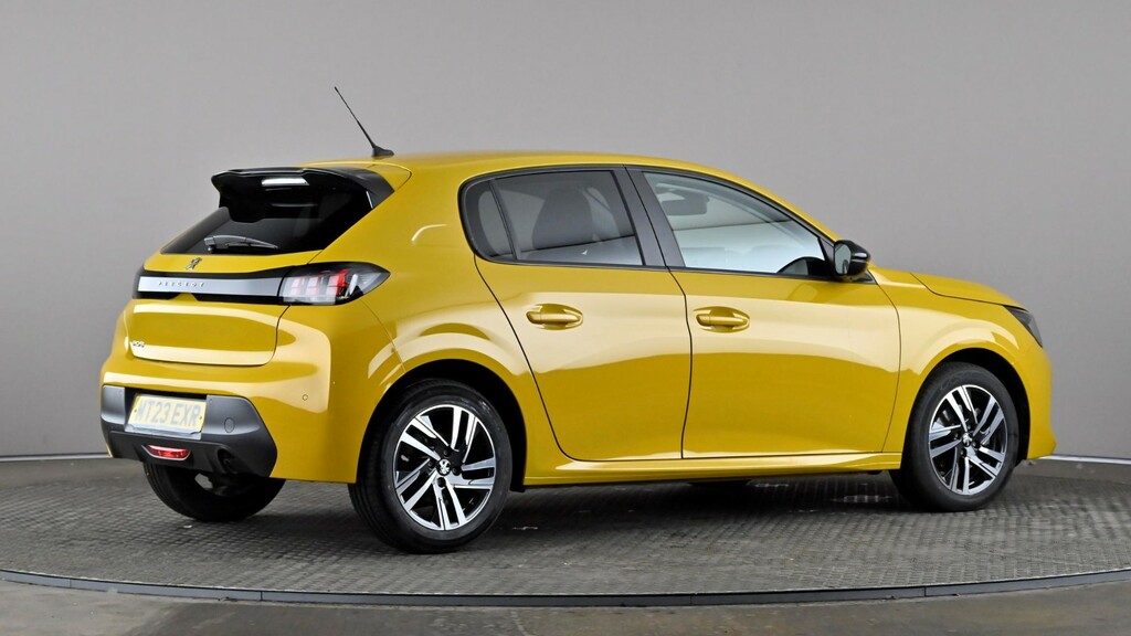 Peugeot 208 1.2 Puretech 100 Active Premium Eat8 MT23EXR Yellow #6