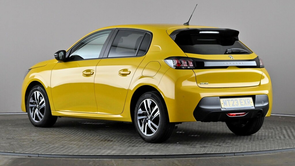 Peugeot 208 1.2 Puretech 100 Active Premium Eat8 MT23EXR Yellow #4