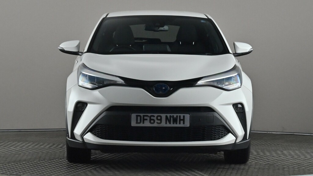 Toyota C-Hr 1.8 Hybrid Design Cvt DF69NWH White #2