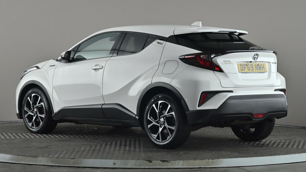 Toyota C-Hr 1.8 Hybrid Design Cvt DF69NWH White #4