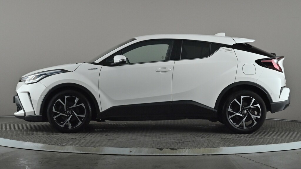 Toyota C-Hr 1.8 Hybrid Design Cvt DF69NWH White #3
