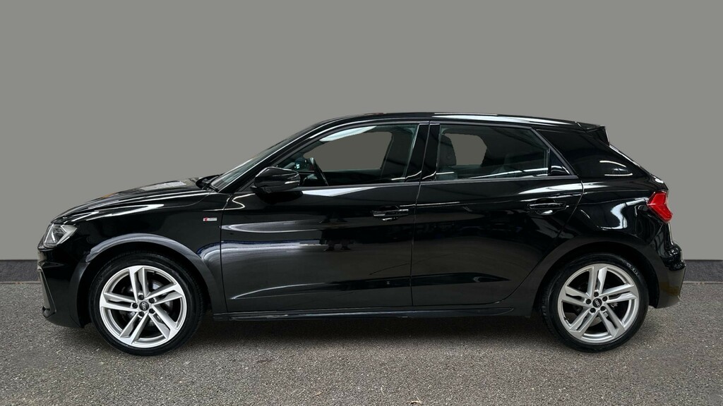 Audi A1 35 Tfsi S Line S Tronic SC21HVZ Black #3