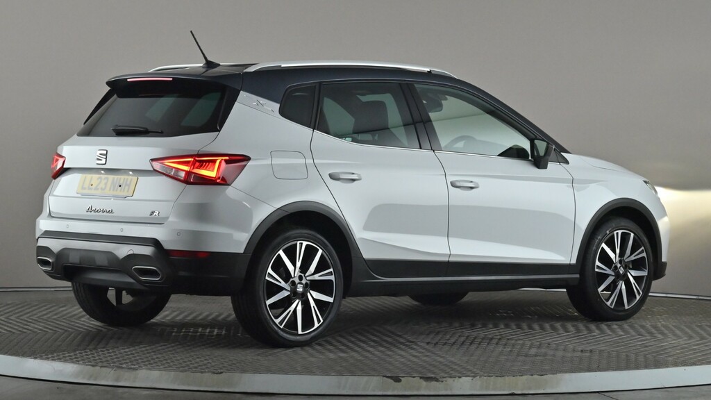 Seat Arona 1.0 Tsi 110 Fr Edition LL23NHH White #6