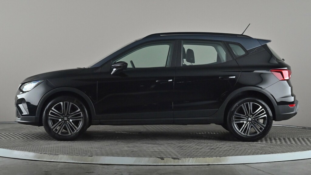 Seat Arona 1.0 Tsi 110 Se Technology Dsg DV23CBU Black #3