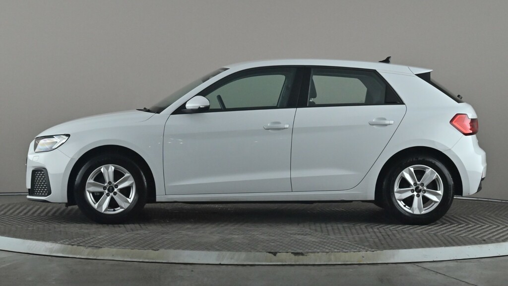 Audi A1 25 Tfsi Technik YH73TNL White #3