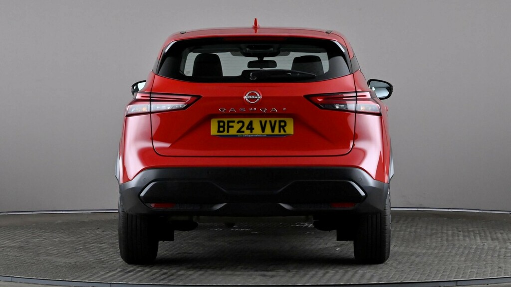 Nissan Qashqai 1.3 Dig-t Mh 158 Acenta Premium Xtronic BF24VVR Red #5