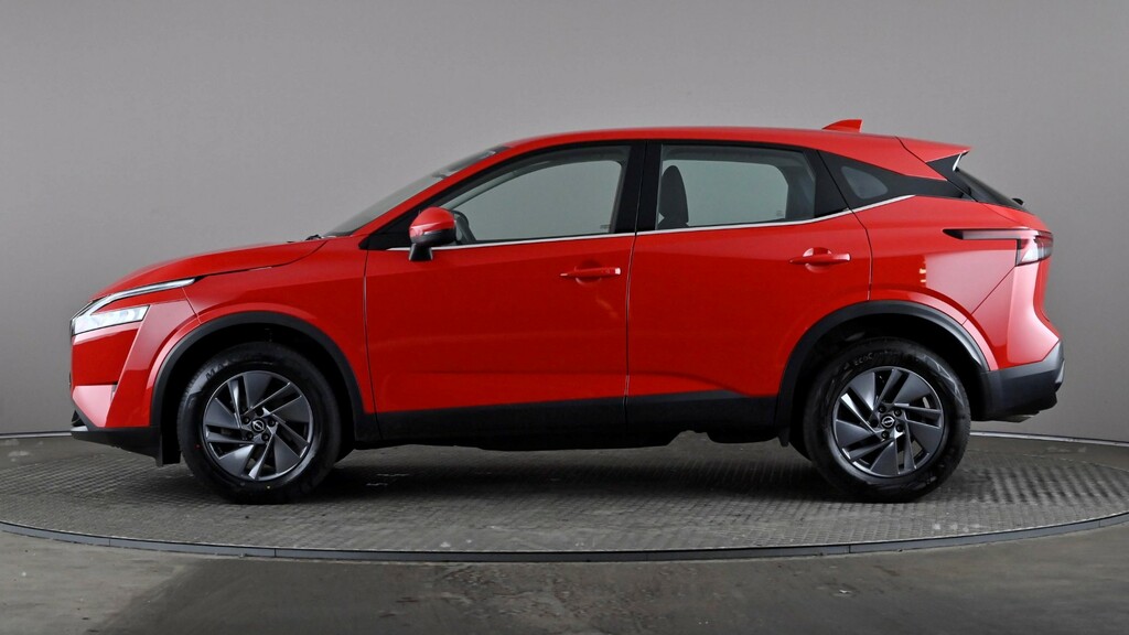 Nissan Qashqai 1.3 Dig-t Mh 158 Acenta Premium Xtronic BF24VVR Red #3
