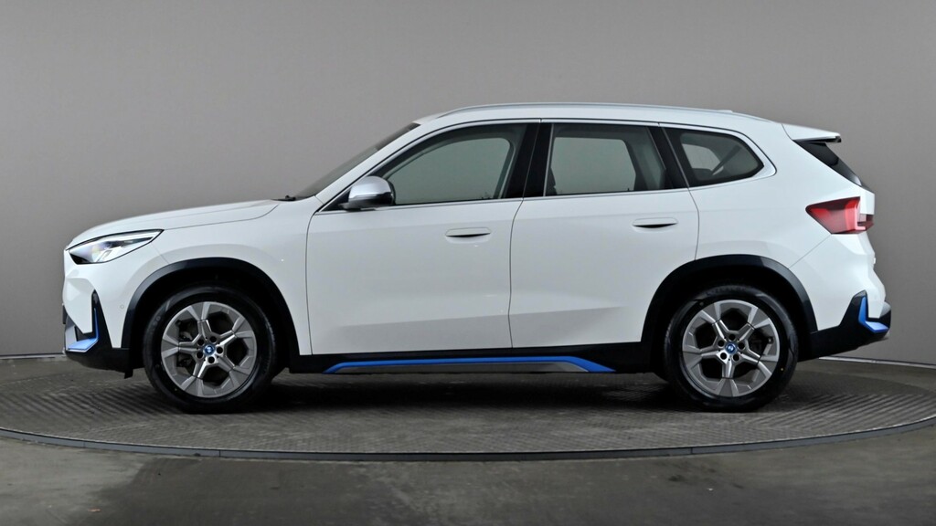 BMW iX1 230Kw Xdrive30 Xline 65Kwh White #3