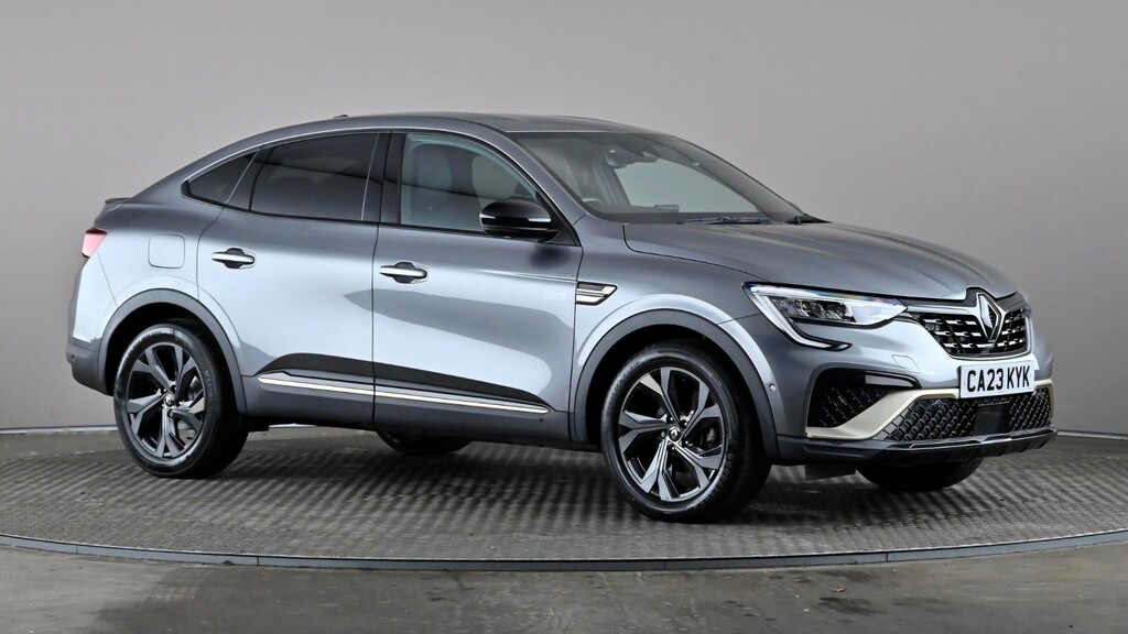 Renault Arkana 1.6 E-tech Full Hybrid 145 Engineered Grey