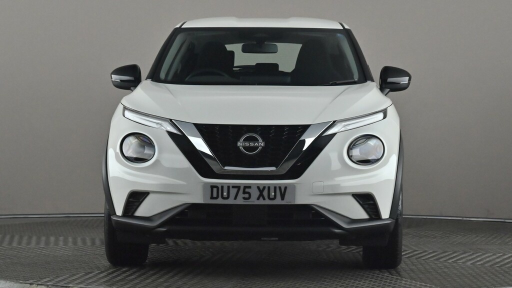 Nissan Juke 1.0 Dig-t Acenta Premium Dct DU75XUV White #2